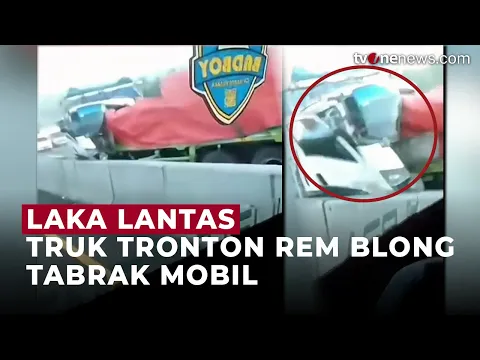 Diduga Rem Blong, Truk Tronton Melaju Zigzag dan Tabrak Kendaraan di Jalan Tol
