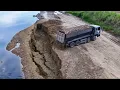 Lagu 25T Dump Trucks Loading Rock Filling Sink Land With Komatsu Bulldozer Repair The Road