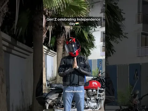 Celebrating 80th Independence Day 🇮🇳 in Gen’Z Style | Des Rangila | Subodh Londhe Helmet Guy Dance
