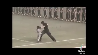 ما الحق حبيبي على العسكريه 