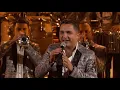 Entre Beso Y Beso (En Vivo Desde Latin American Music Awards)