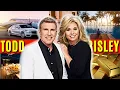 Inside Todd Chrisley s Ridiculous Luxury Lifestyle