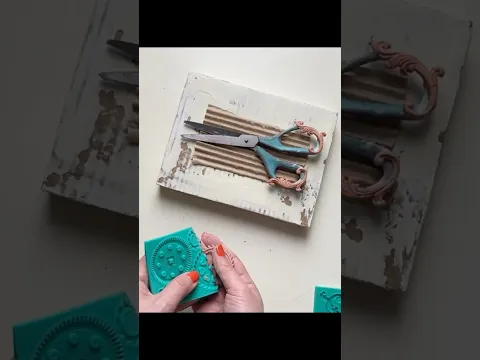DIY Cardboard Jewelry Box Decorated with Vintage Scissors