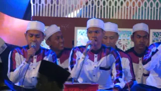 asyiqol musthofa asmaul husna