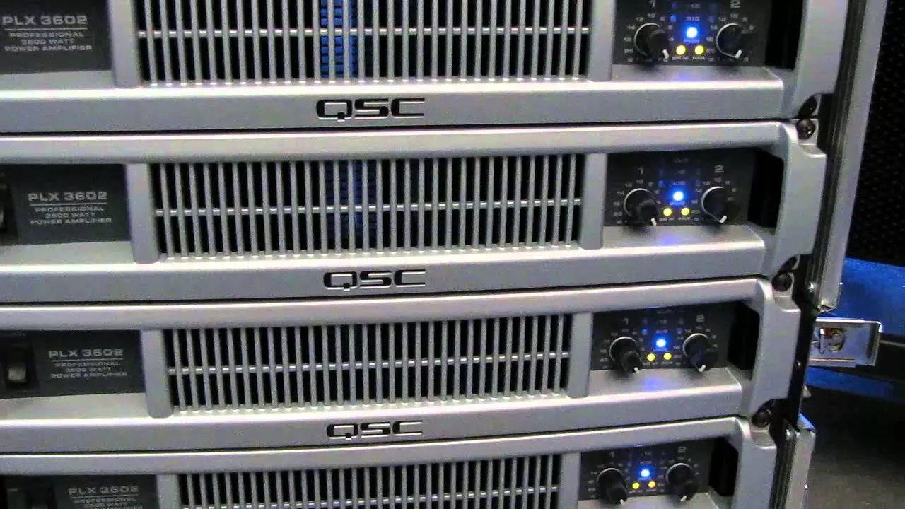 "Daisy" Chain of Amplifiers (QSC PLX) - This is a mono configuration