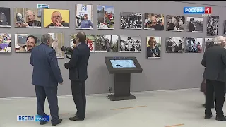 В Омске впервые открылась фотовыставка в честь 150-летия прессы
