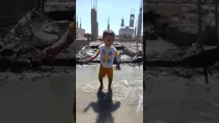 ذيب وبيب بالجبا بين الماء 