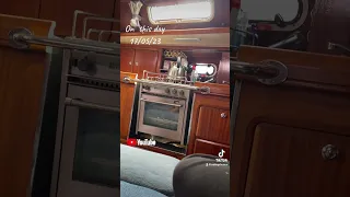 #reality #sailing #onthesea #rolly #swell  #anchorage #sailboat #galley #sailboat #onthesea #travel