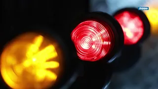 Video: LED breedtelamp links rood-wit 12-24v 30cm kabel