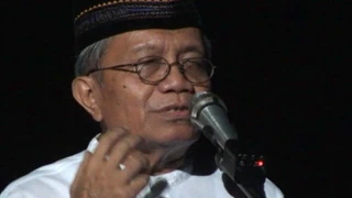 Download Renungan Kebangsaan_Taufiq Ismail_Pembukaan UUD 1945 (17 Agustus 2011) MP3