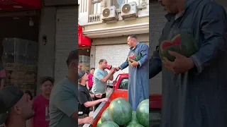 لما تروح لبتاع البطيخ تدوق وفي الاخر ماتشتريش  لما تروح لبتاع البطيخ تدوق وفي الاخر ماتشتريش