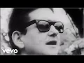 Download Lagu Roy Orbison - Oh, Pretty Woman (Official Music Video)