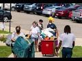 Students move into residence halls at Western Michigan