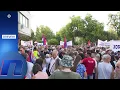 Download Lagu Ima li razloga za zadovoljstvo vlast koja je juče organizovala skupove protiv blokada?