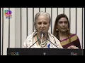 Waheeda Rehman receives the Dadasaheb Phalke Lifetime Achievement Award