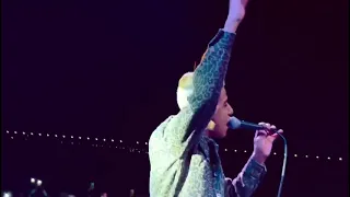 حالات واتس عصام صاصا اها صحابي ياما بس انا ع الدغري وحيد 