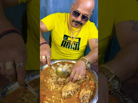 EATING MUTTON 🥵HEAD🥵. #mukbang #eatingshow #chickenlegpiece