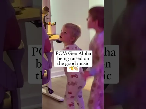 Just a normal day in the 90’s 🎵🎤