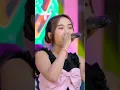 Download Lagu Diva Hani - Tia Monika | timbul cinta lam dada pada pandangan pertama dari itulah aku terlena