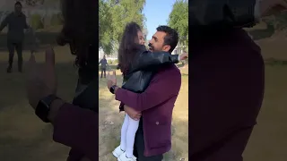 انتضرونا في خان الذهب سيف الشريف مع بنته ليان 