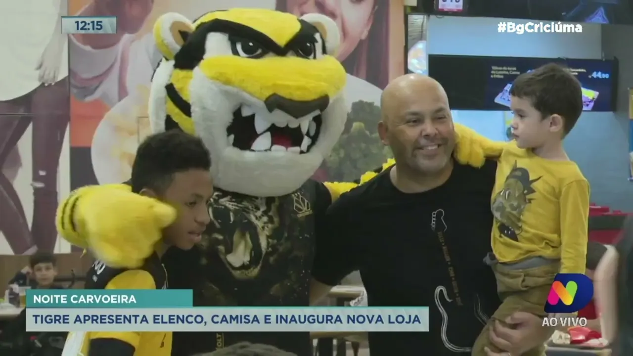 Criciúma apresenta elenco, uniforme e nova loja