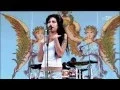 Download Lagu Amy Winehouse - Rehab - Back To Black [Live Isle of Wight Festival]