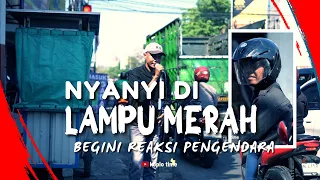Niatnya Cuma Iseng Nyanyi di Lampu Merah, Ternyata Reaksinya Malah Begini...