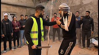 فيلم قصير : نصاب هبيل خدمتو ينصب على  الناس بطريقة ذكية 🤣🤣 و لكن متوقعش نهايتو ..؟!