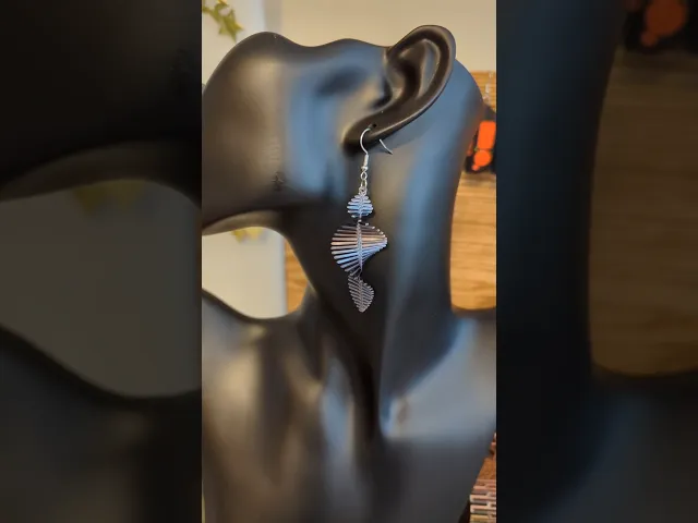 Spiral Twist Leaf Earring video thumbnail