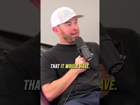 Dave Portnoy Rates Stradman’s Pizza!