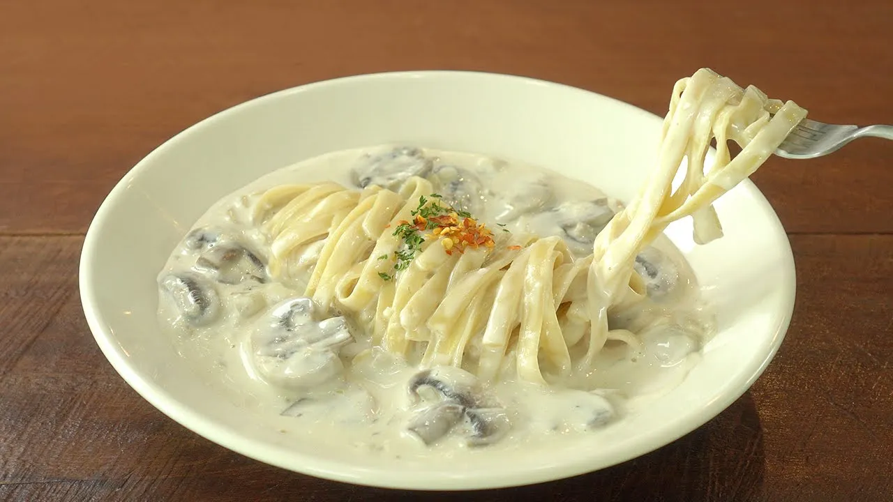 원팬 크리미 버섯 파스타