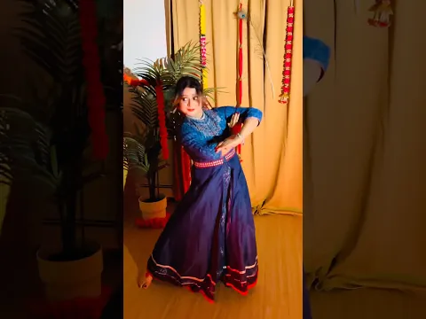 Could not resist myself from performing on this beautiful part❤️❤️❤️🪈🦚Kanha Re/Classical #shorts