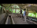 Download Lagu Buy a man's discarded wood to turn it into a dream wooden house Tiểu Liễu-17 year old