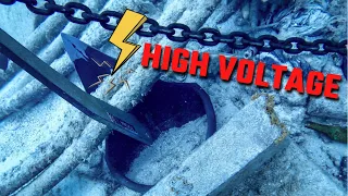 Anchor snagged on a power cable – EP 68 Sailing Life on Jupiter