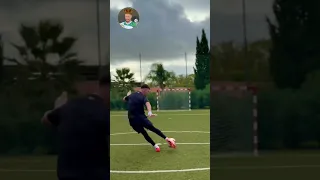 إسمع صوت العارضة 