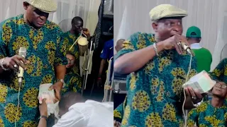 legendary fuji act musibau alani receives cool cash from malaika as he showers encomium on him