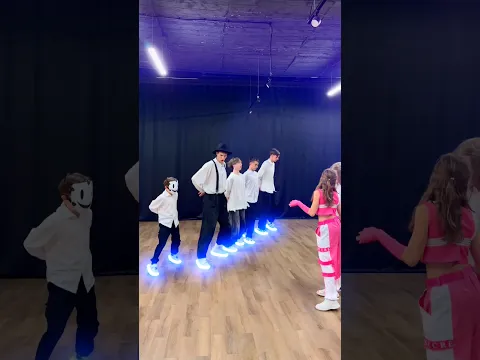 NEON BATTLE 😨🔥 Girls 👧 Vs Boys 👦 WHO WIN ?? 🤔🏆