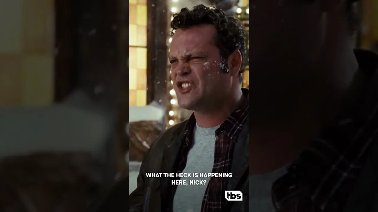 Fred Claus #VinceVaughn | TBS Winter Break