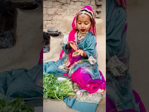 👉😜छोटी बहू मेथीं बना रहीं..#chhoti Bahu#BalikaVadhu#saas Bahu ki NOK jhok#funnyvideo#short#viral#
