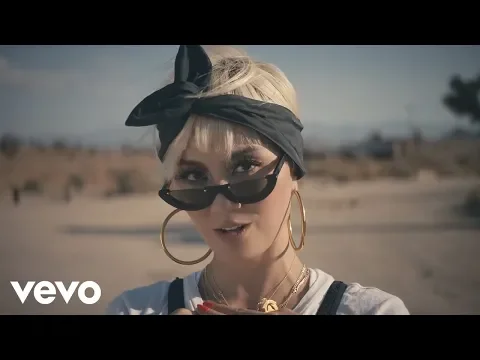 Download MP3 AGNEZ MO - Damn I Love You (Video Musik Resmi)