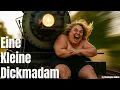 Download Lagu Eine kleine Dickmadam – [Official] Hardstyle German / Party Song