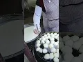 Download Lagu Oil-Flavored Specialty Buns