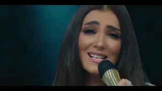 لؤلؤ تشعل المسرح باغنية انا اقوي من الحياة دندنها