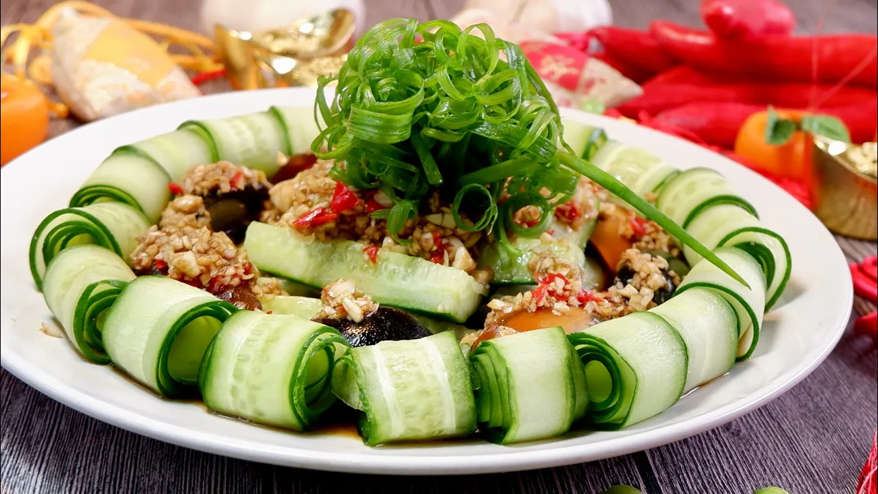 How to make Chinese Cucumber Salad in 5 mins! Cucumber & Century Egg in Garlic Sauce  Recipe