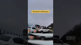 LIVE ACCIDENT 4 CARS 2LORRY