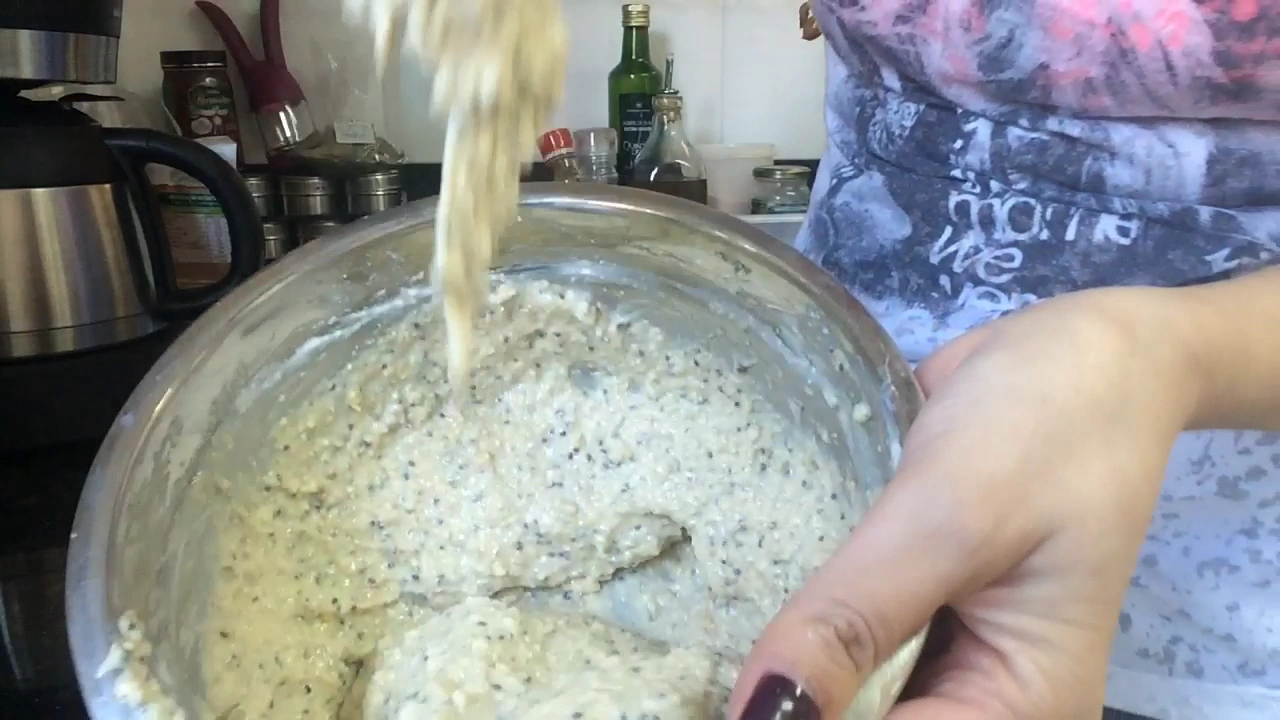 Pão de mandioca sem farinha de trigo) opção para substituir o café da manhã,tão delicioso!. 