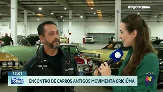 Encontro de carros antigos reúne apaixonados em Criciúma