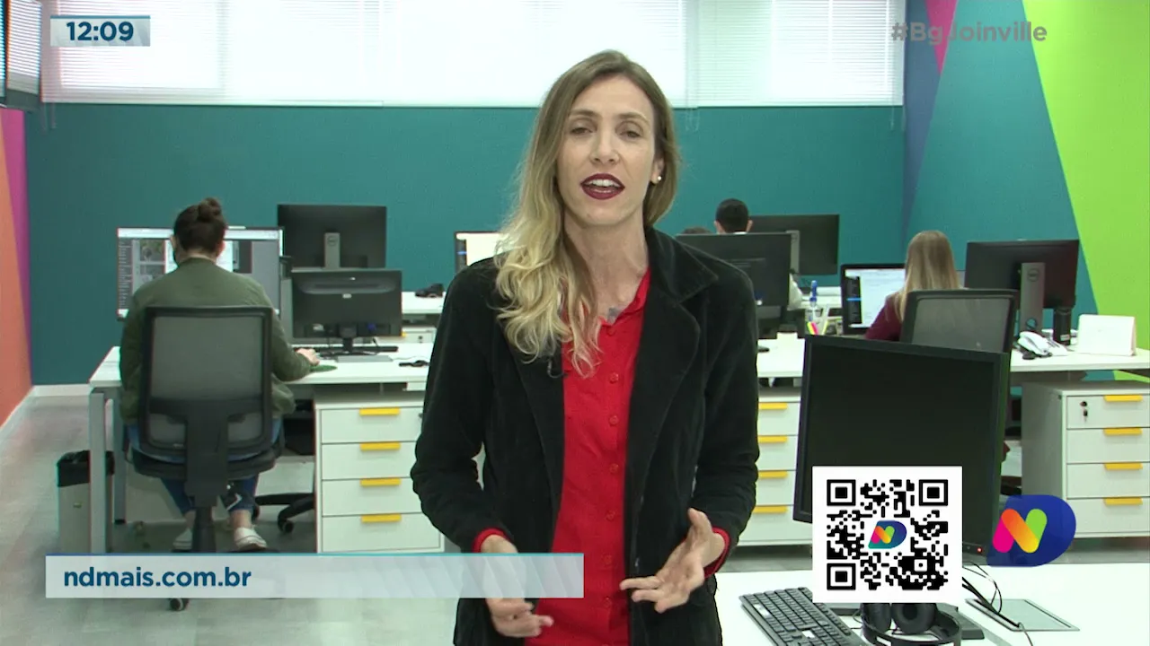 Berinjela gigante surpreende família de Joinville