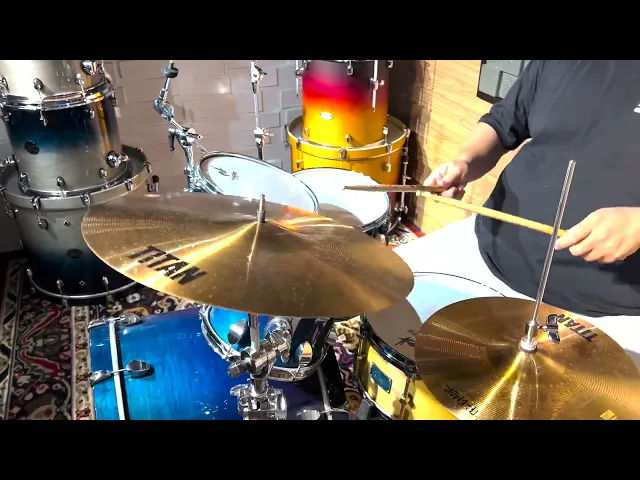 Crash Titan Tremor Series 18