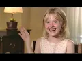 Download Lagu Lowdown on the Uptown (Uptown Girls Special feature) Brittany Murphy, Dakota Fanning, Marley Shelton